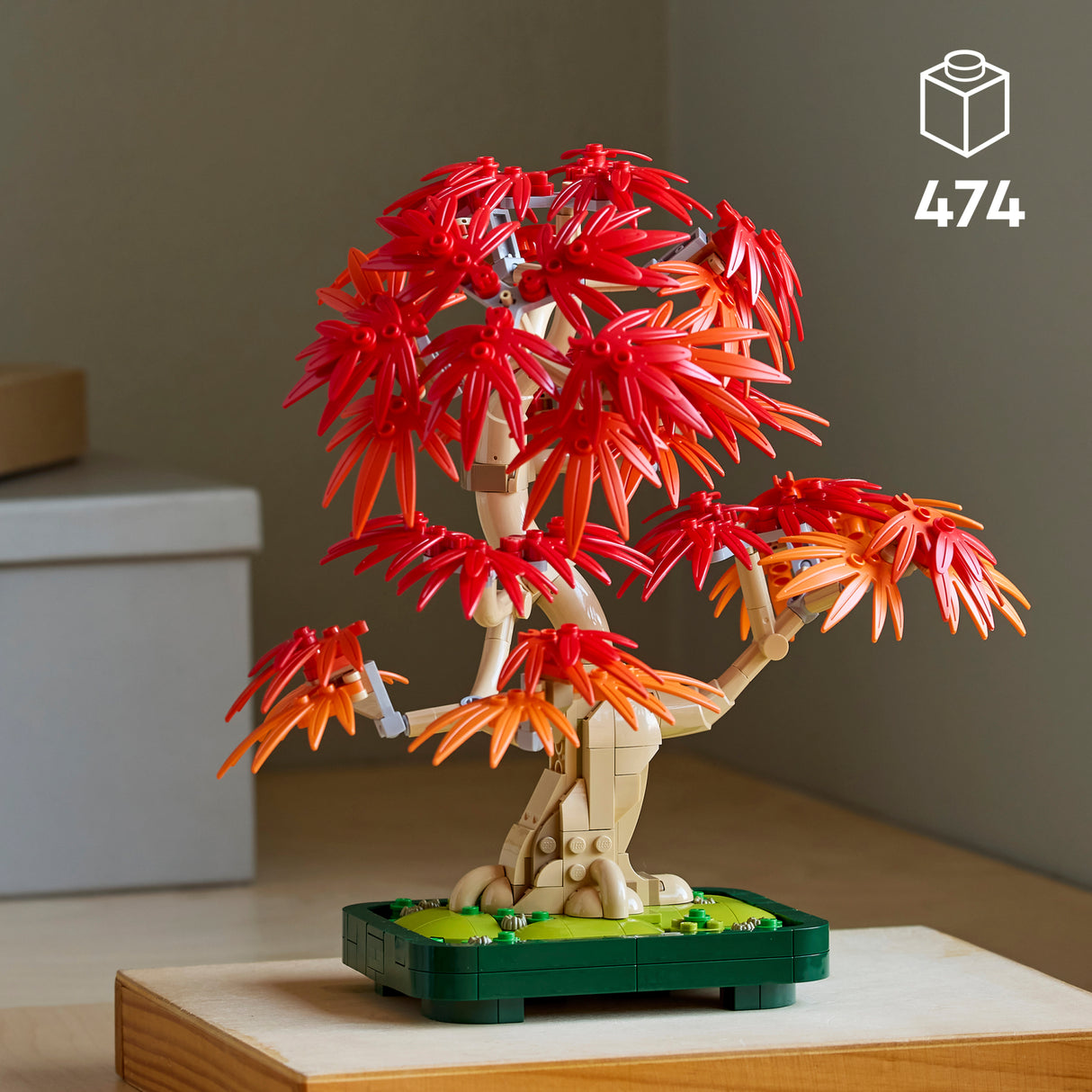 LEGO Botanicals Jaapani punase vahtra bonsaipuu
10348L