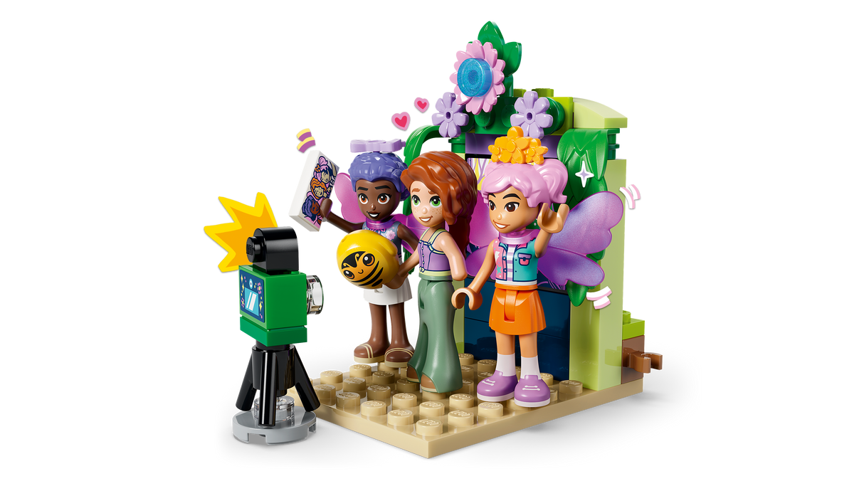 LEGO Friends Pöörlev lille ja haldja tassikarussell 42702L