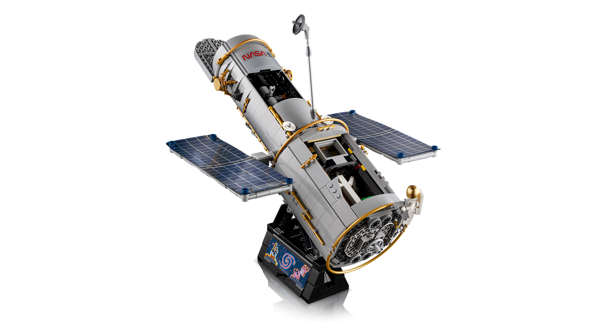 LEGO Icons Hubble’i kosmoseteleskoop 11382L