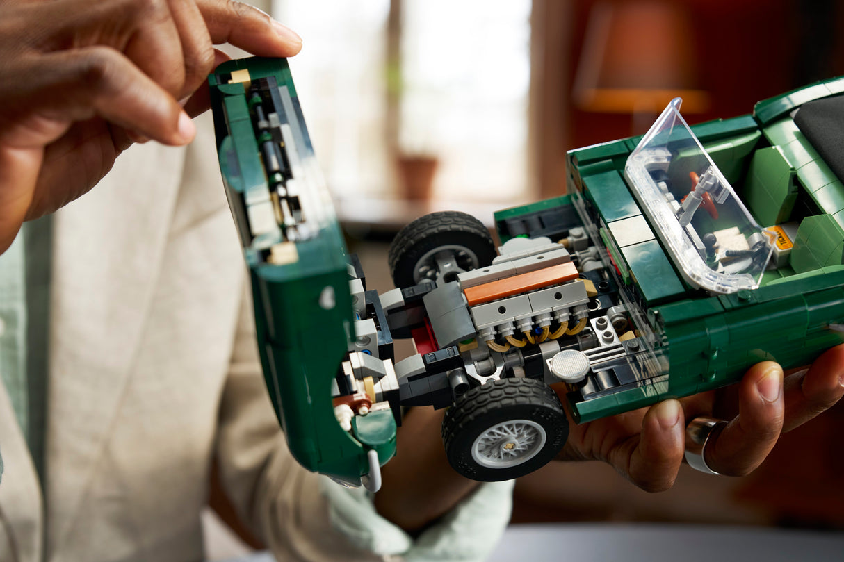 LEGO Icons Jaguar E-Type 11381L